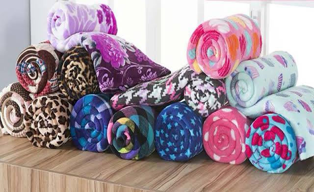 POLAR-BLANKETS / VARIED DESIGNS